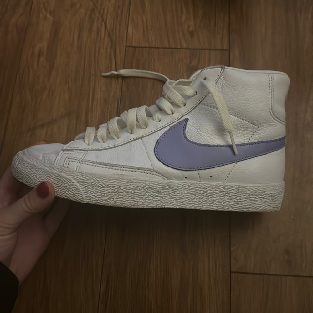 COPY - Nike blazer size 7. Purple swoosh